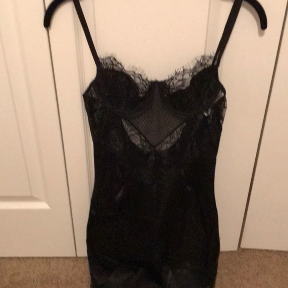 Dime Piece Lace Mini - Picture 2 of 3